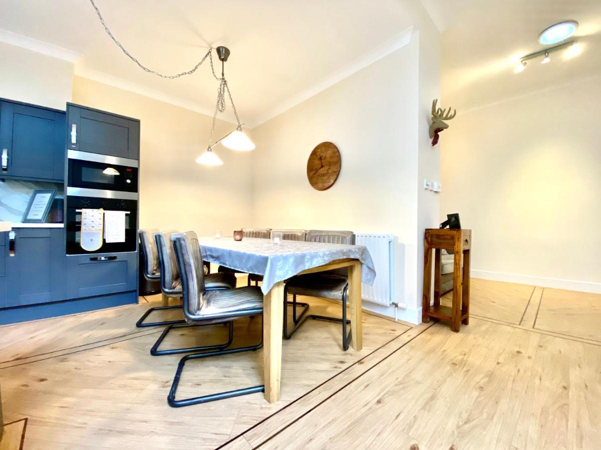 Serviced Accommodation Moray Lesmurdie House, Elgin - Free Parking, Free Wifi Esterno foto