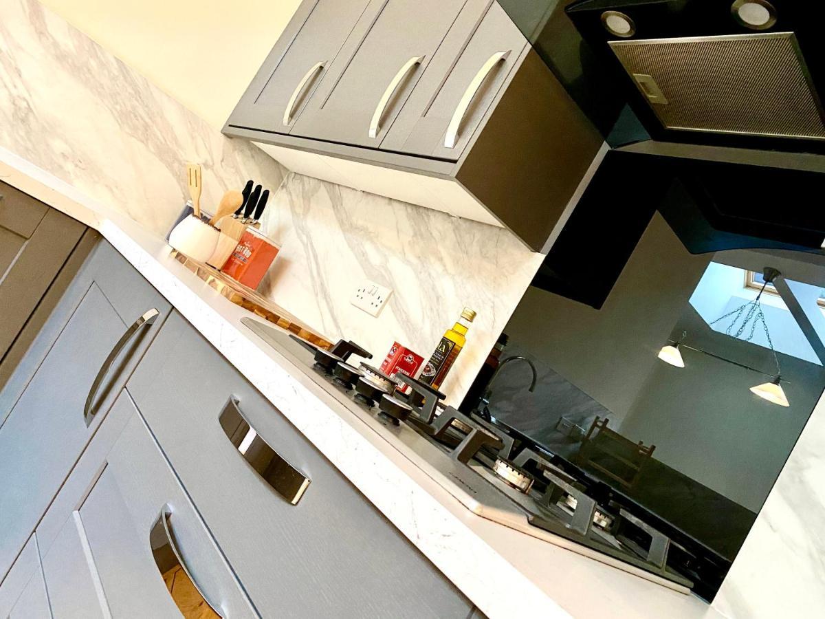 Serviced Accommodation Moray Lesmurdie House, Elgin - Free Parking, Free Wifi Esterno foto