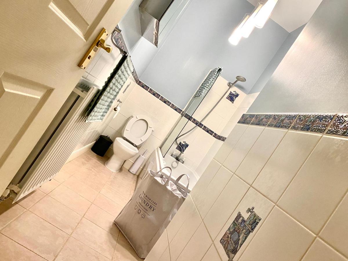 Serviced Accommodation Moray Lesmurdie House, Elgin - Free Parking, Free Wifi Esterno foto