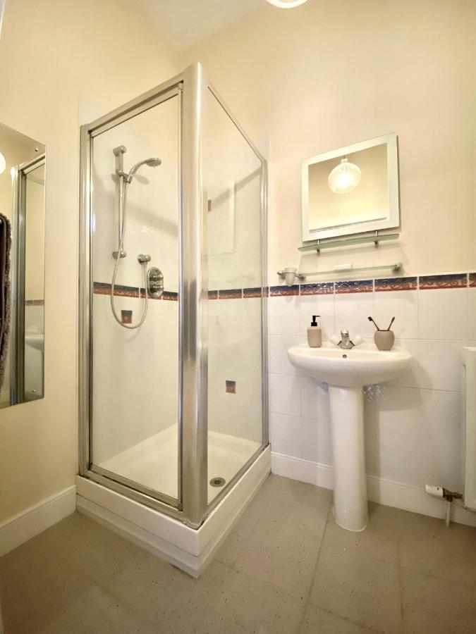 Serviced Accommodation Moray Lesmurdie House, Elgin - Free Parking, Free Wifi Esterno foto