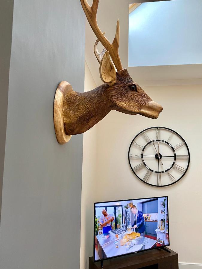 Serviced Accommodation Moray Lesmurdie House, Elgin - Free Parking, Free Wifi Esterno foto