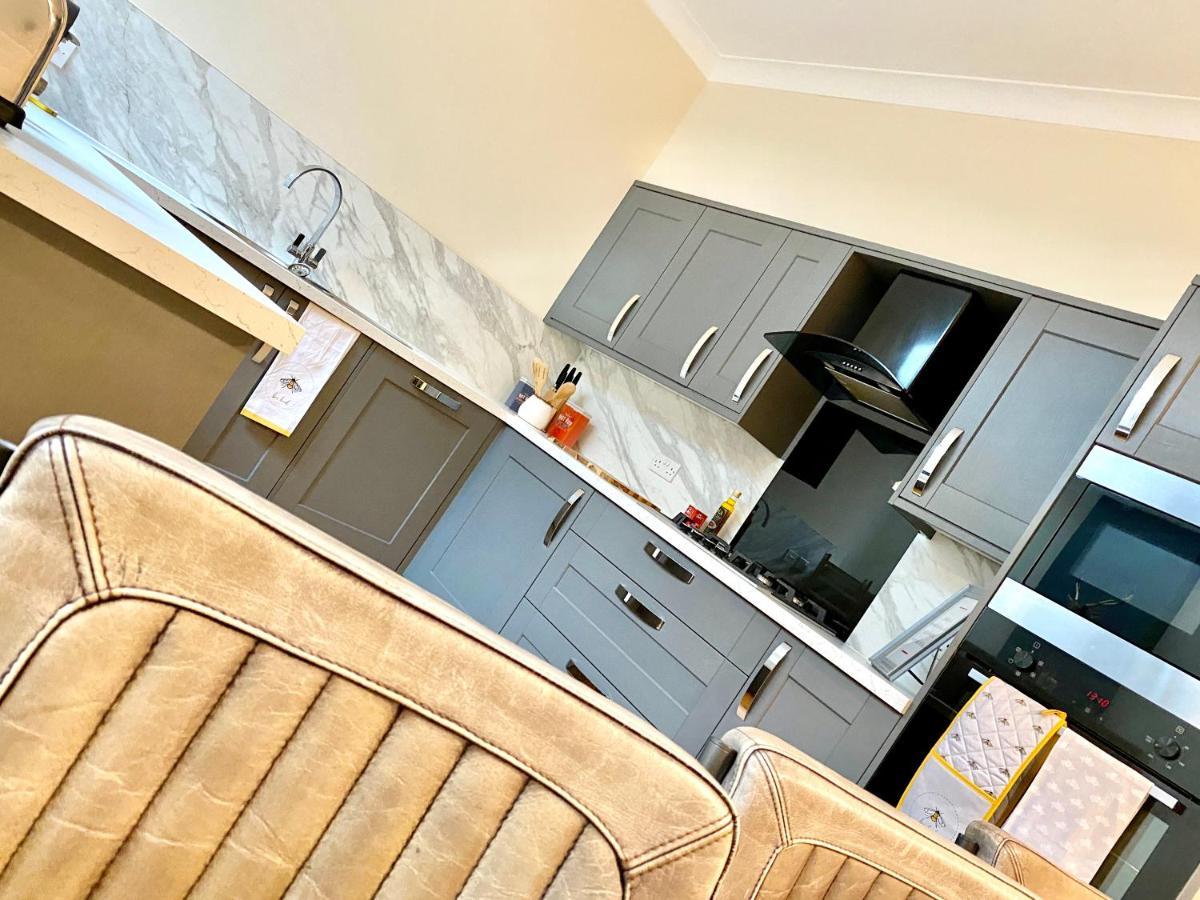 Serviced Accommodation Moray Lesmurdie House, Elgin - Free Parking, Free Wifi Esterno foto