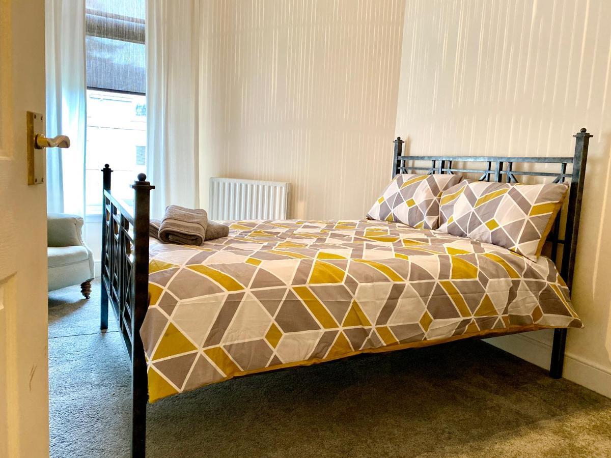 Serviced Accommodation Moray Lesmurdie House, Elgin - Free Parking, Free Wifi Esterno foto