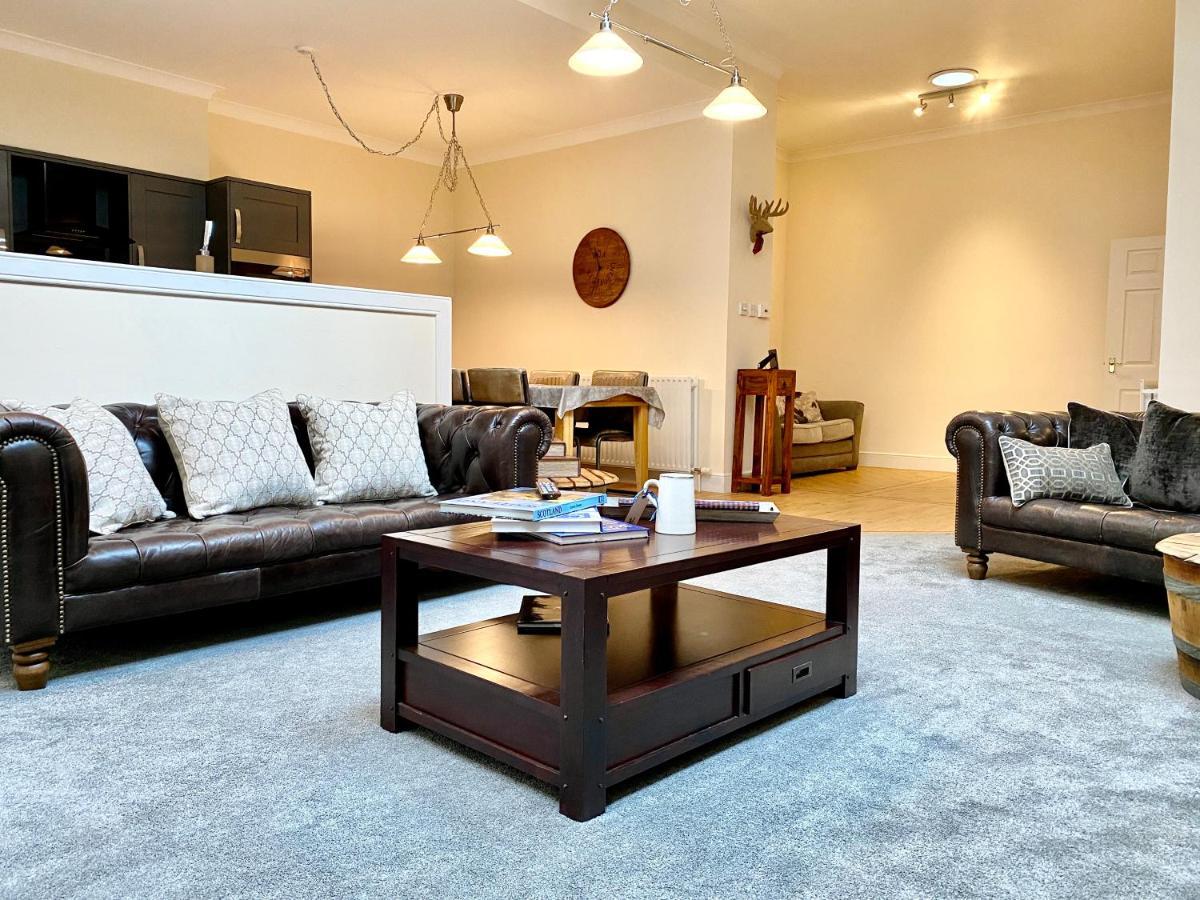 Serviced Accommodation Moray Lesmurdie House, Elgin - Free Parking, Free Wifi Esterno foto
