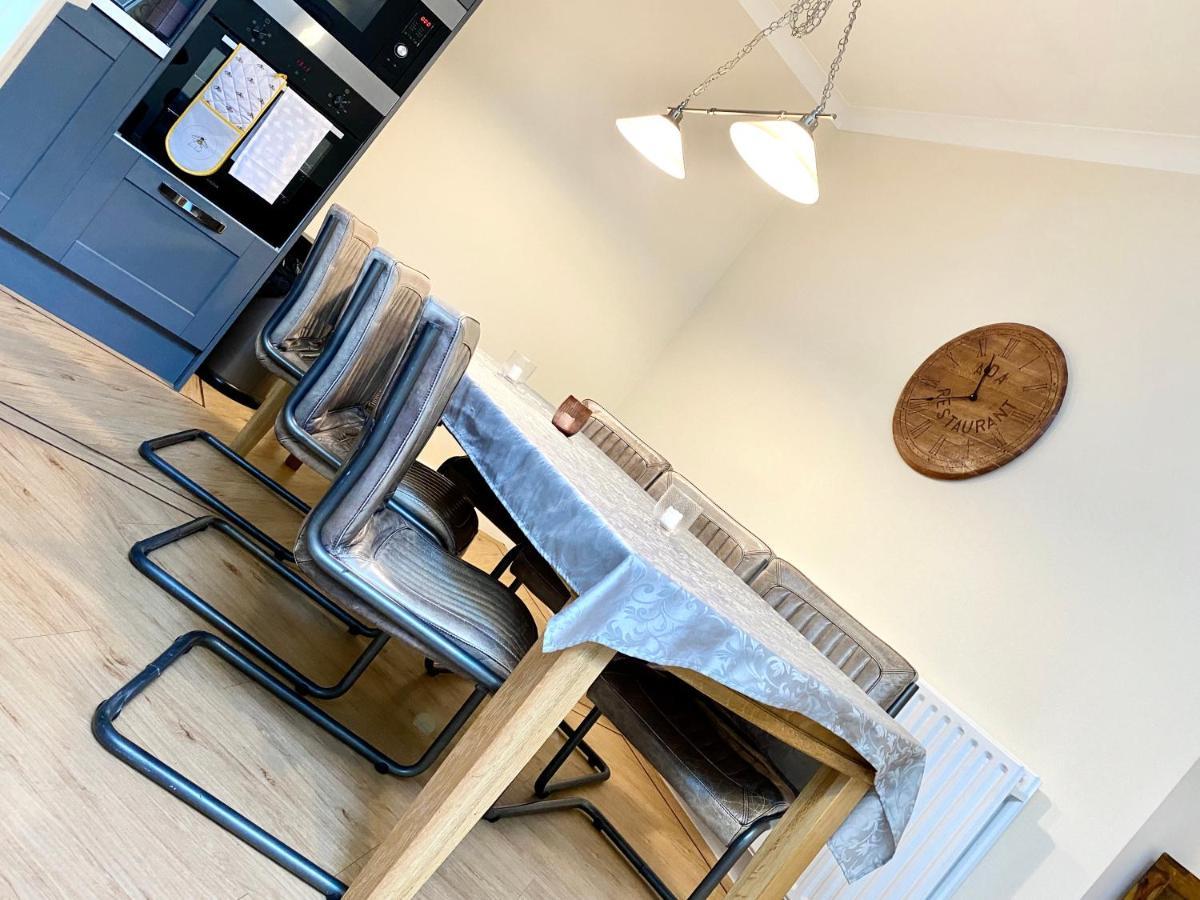 Serviced Accommodation Moray Lesmurdie House, Elgin - Free Parking, Free Wifi Esterno foto