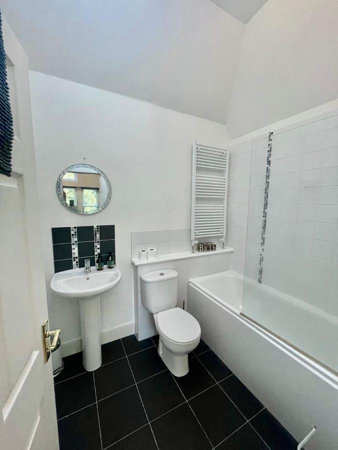 Serviced Accommodation Moray Lesmurdie House, Elgin - Free Parking, Free Wifi Esterno foto